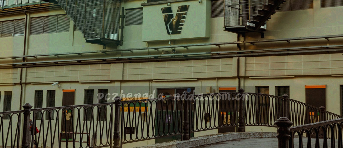 六枚编号胶囊沿一条横向轨道依次排列的抽象图形，轨道两端延伸到画面之外